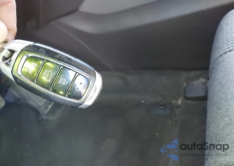 2020 Hyundai Santa Fe Sel z USA, uszkodzony, nr VIN 5NMS3CAD1LH266053